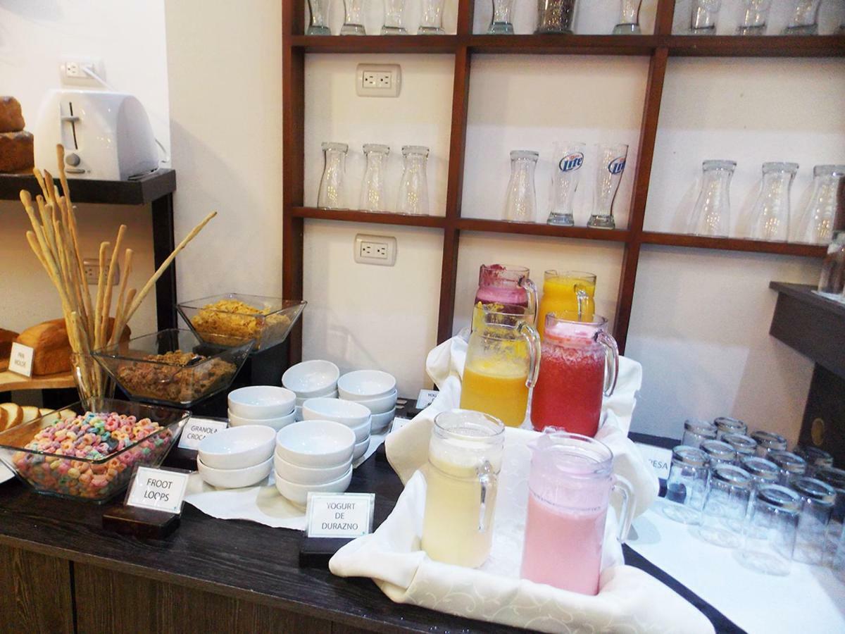 Hotel Valgus กูเอ็งกา ภายนอก รูปภาพ